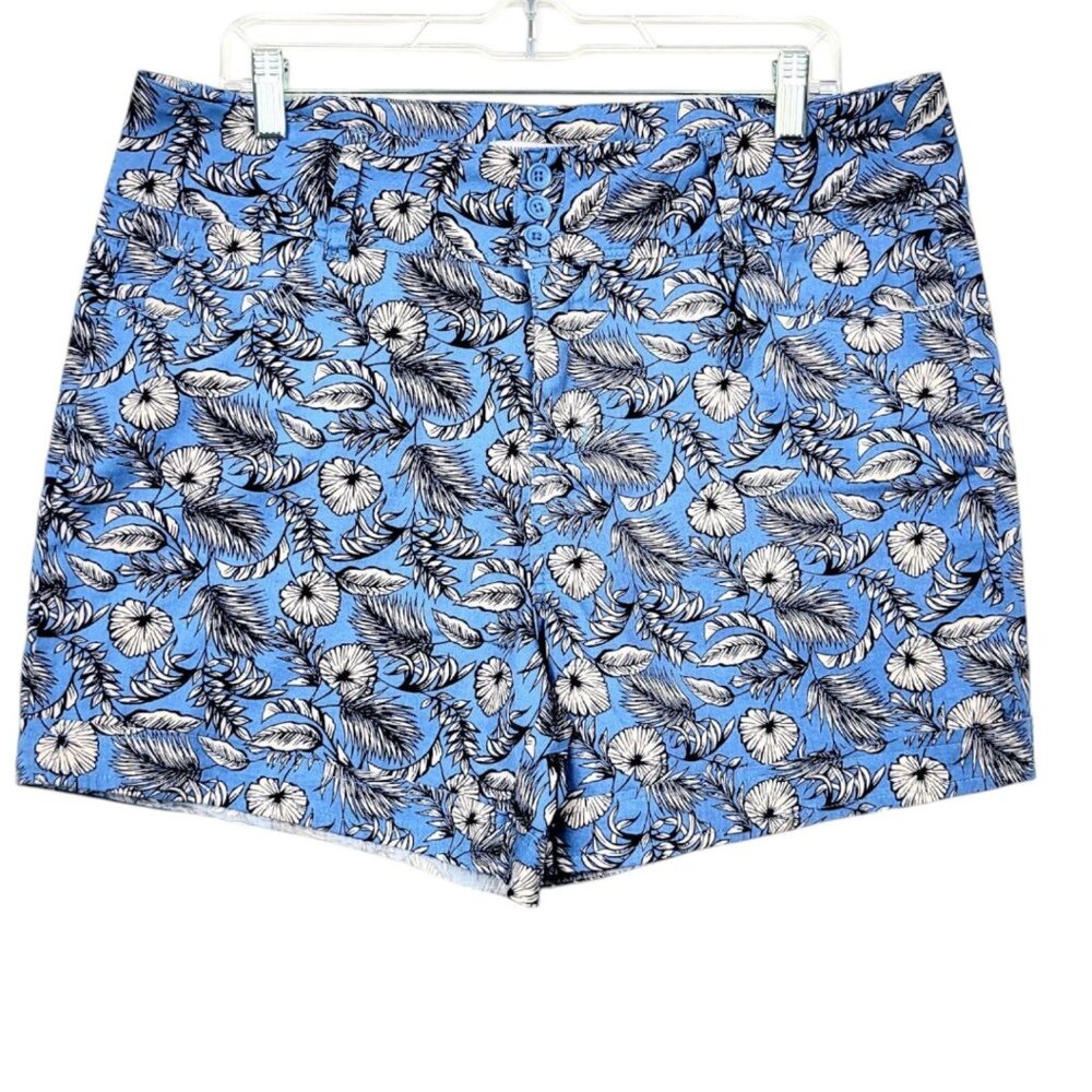 Womens 14 Comfy Royalty Fan Leaf Design HighRise 3-Button Short with Banded Hem
